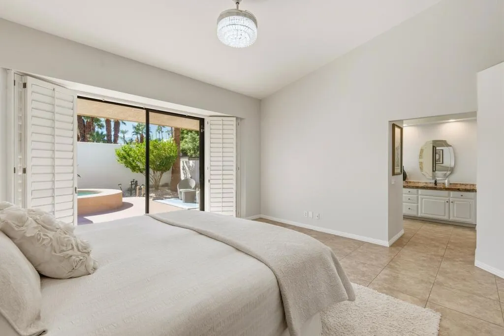 75377 Montecito Drive, Indian Wells, California 92210 home-pic-17